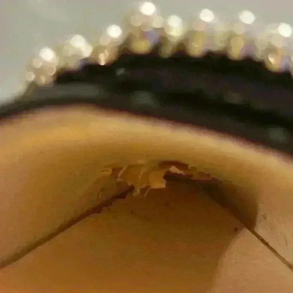 Manolo Blahnik Pearl Hangisi Black Flats - Picture 10 of 11